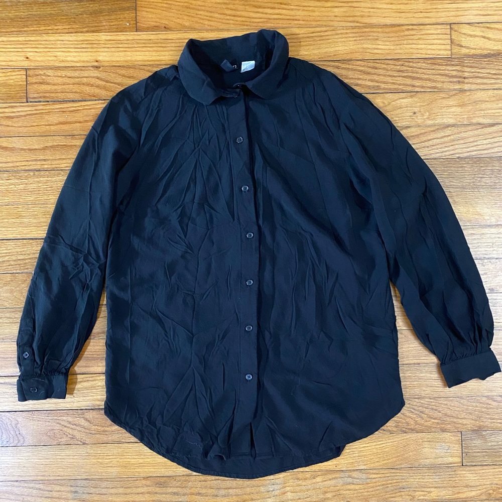 $9 SALE H&M Black long sleeves button down shirt - Picture 1 of 4